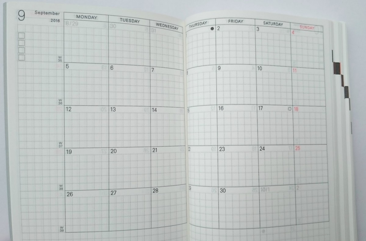 Hobonichi Techo Planner Month to View