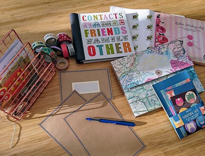 Pen Pal Letter Set Letters With Friends and Family Letter and Game  Templates 